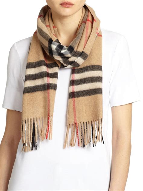 echarpe burberry cdiscount|burberry scarf wool cashmere.